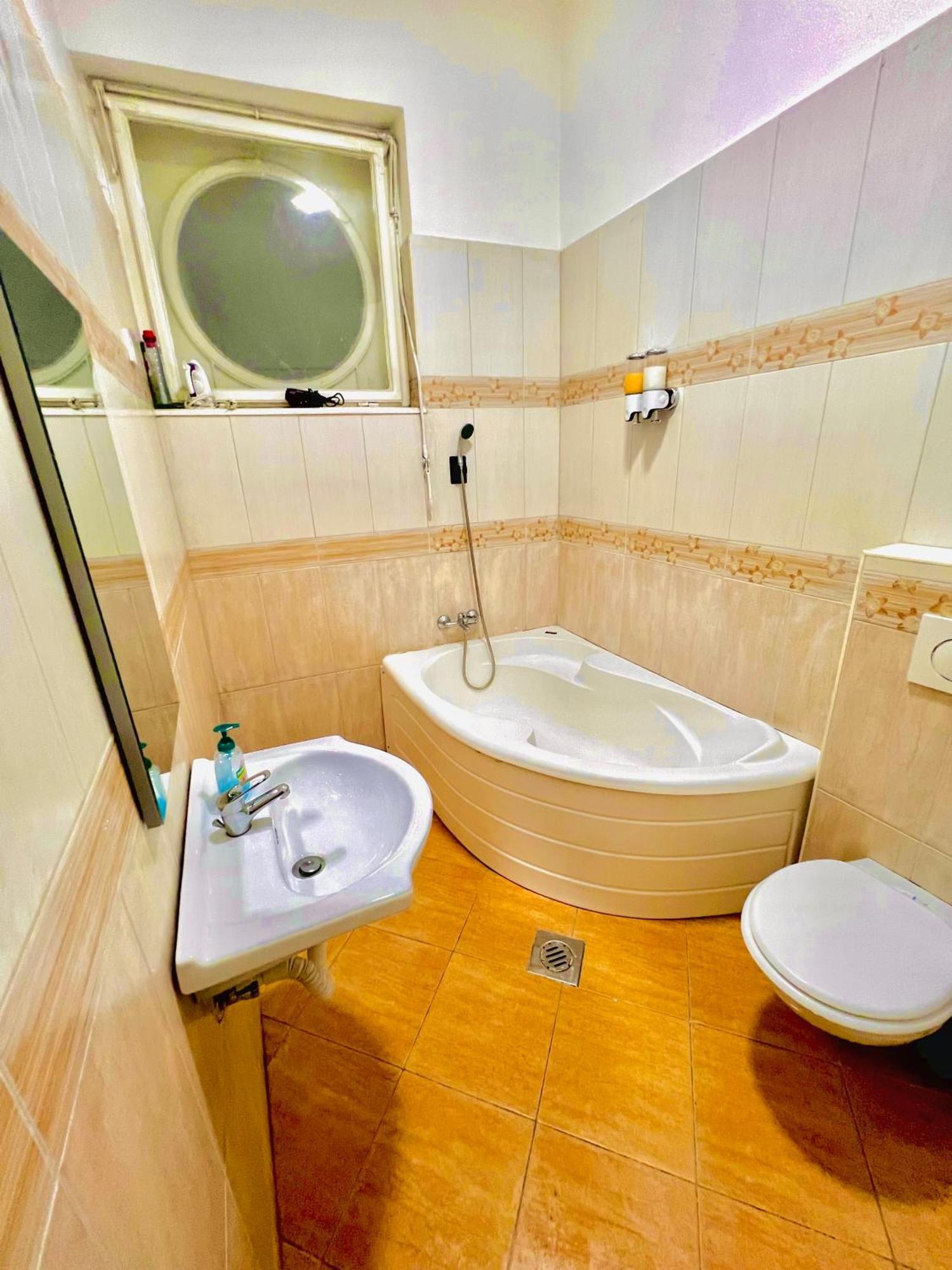 Hotel Casa Del Rio à Budapest Extérieur photo